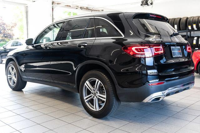 2021 Mercedes-Benz GLC 300