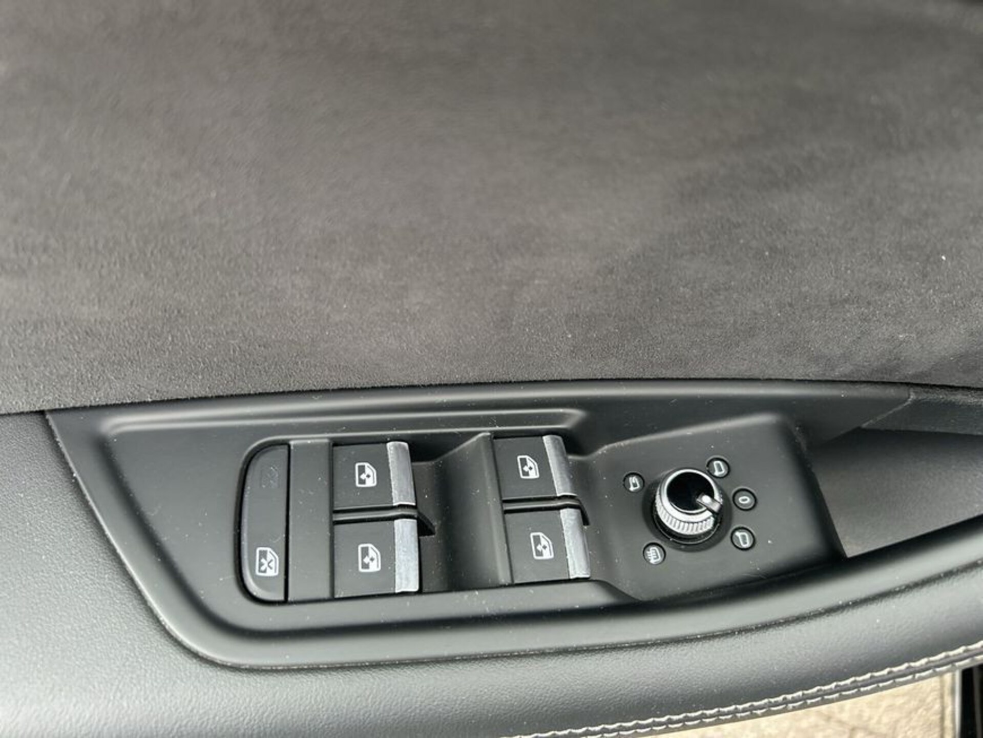 Audi A4 Avant S line