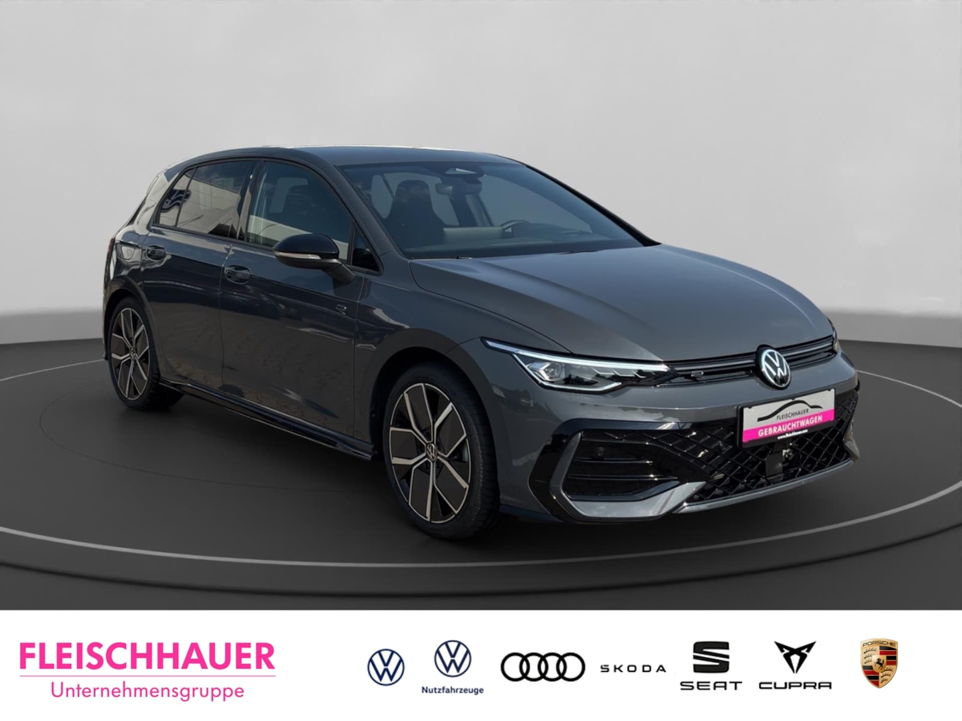 Volkswagen Golf R-Line