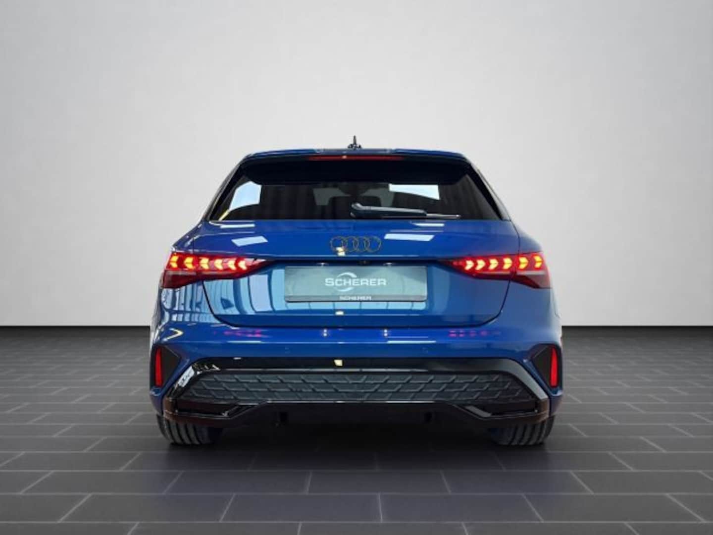 Bild über Audi A3 Sportback S line 35 TFSI S tronic - für weitere Informationen kontaktieren Sie den Audi Partner