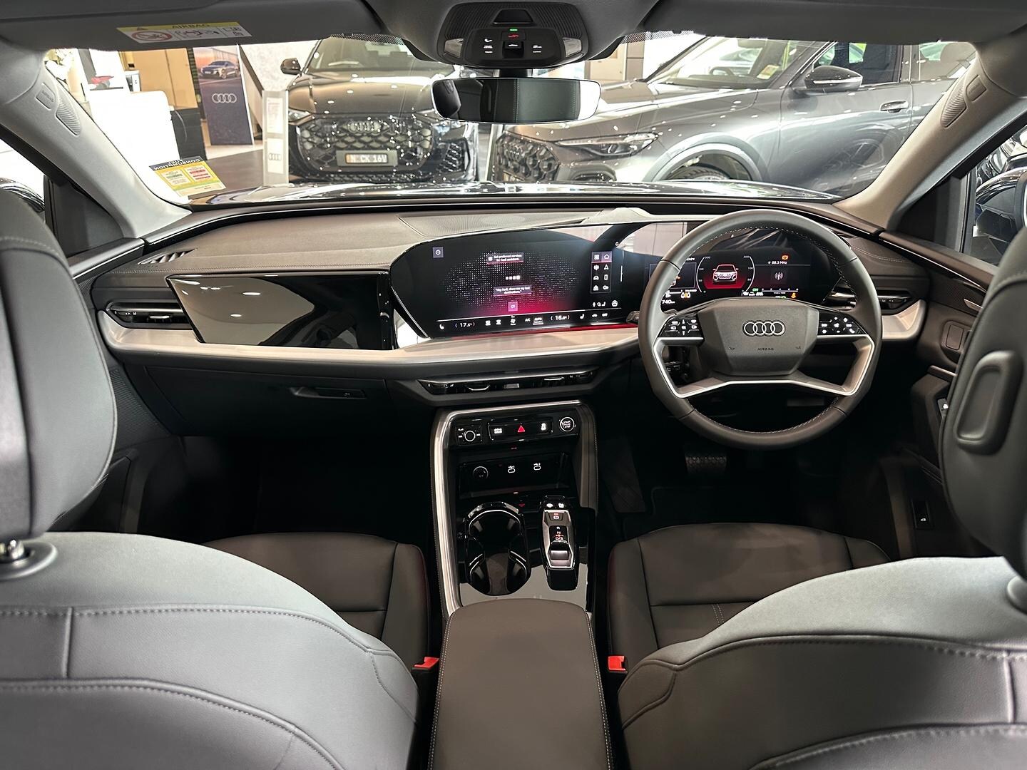Image about Audi Q5 SUV TFSI 150 kW