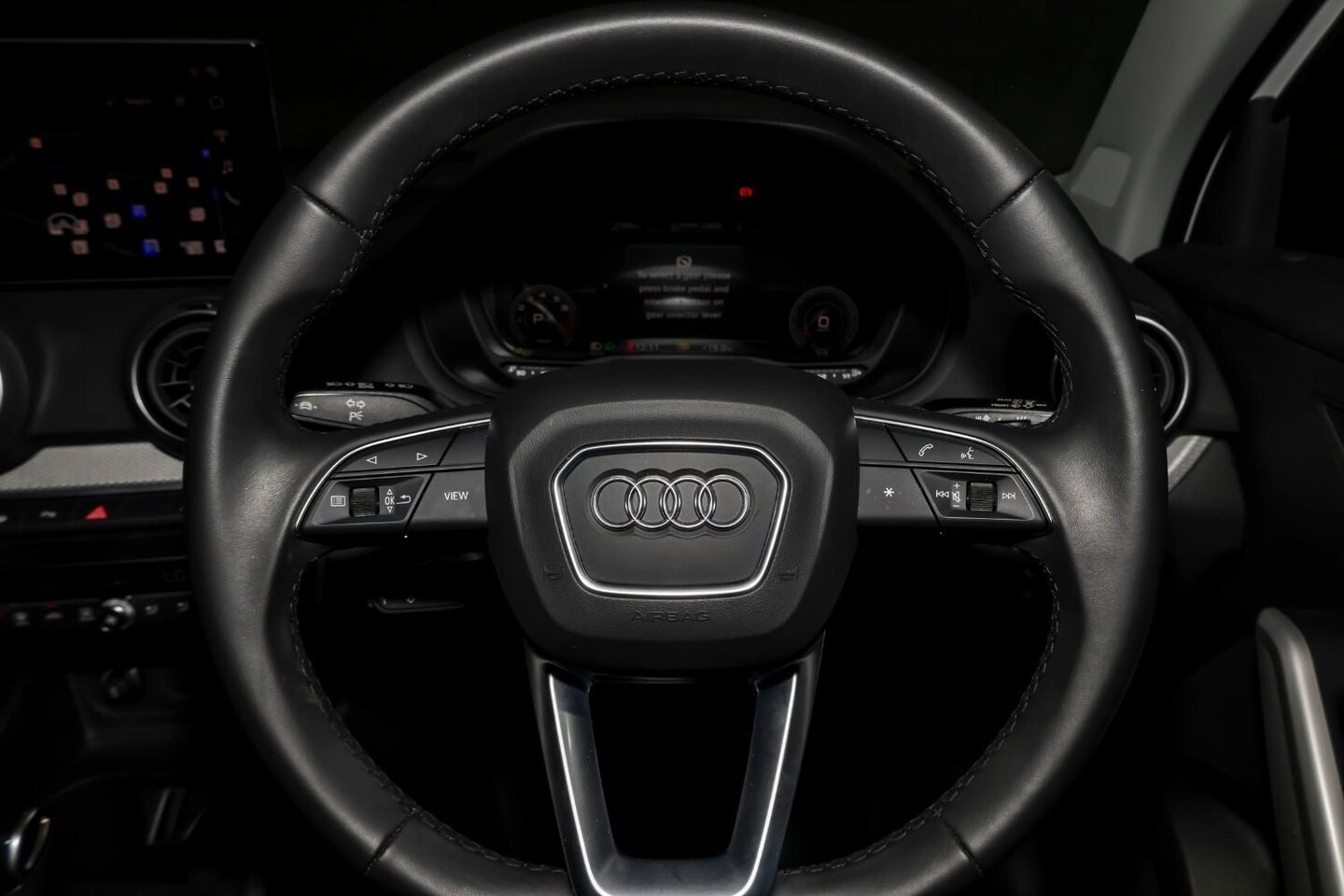 Image about Audi Q2 35 TFSI S tronic