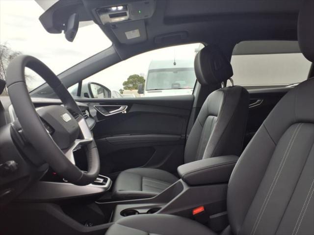 2025 Audi Q4 e-tron Premium Plus - Photo 9