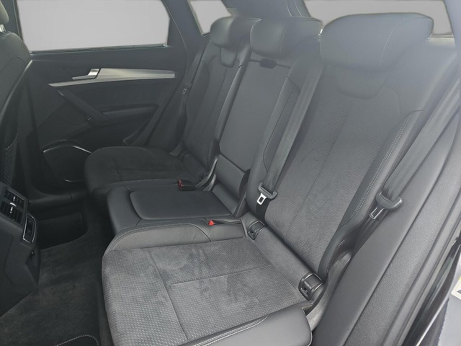 Audi SQ5 – Bild 15