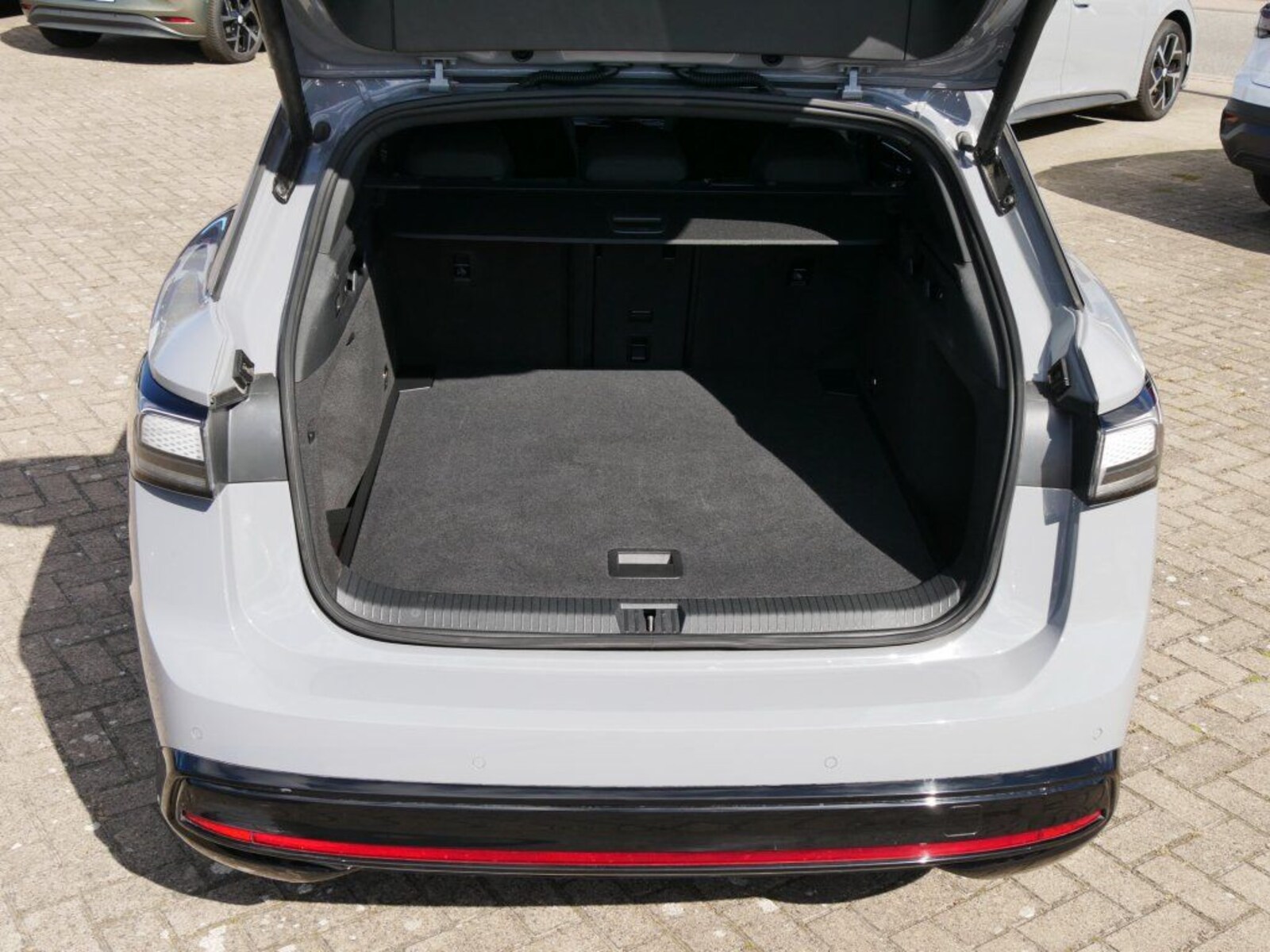 Volkswagen ID.7 Tourer – Bild 10