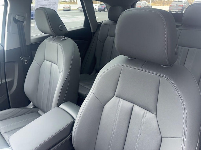 2025 Audi New Q5 Premium - Photo 22