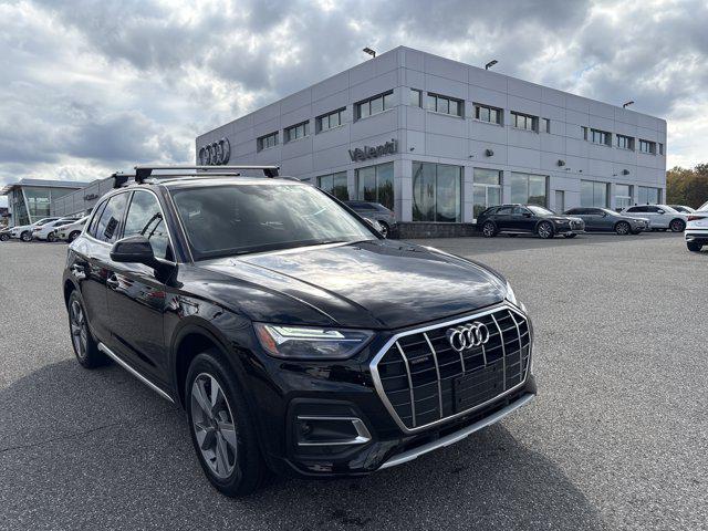 2023 Audi Q5 40 Premium Plus's photo