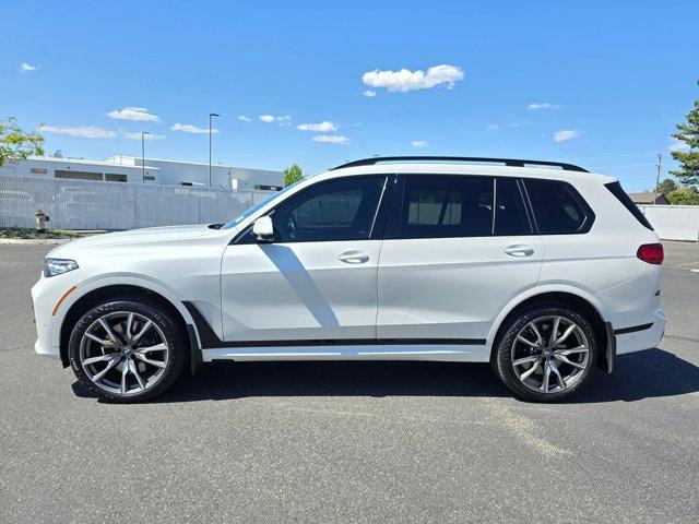 2022 BMW X7