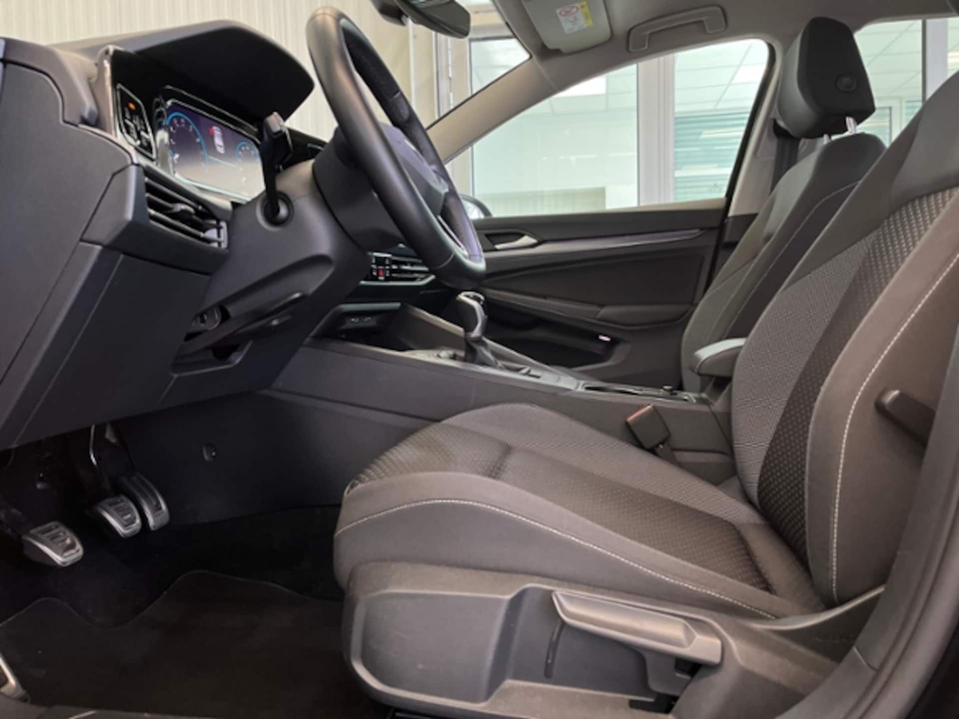 Volkswagen Golf Active