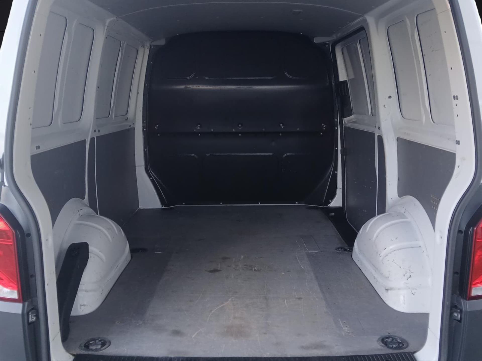 Volkswagen T6.1 Transporter Kasten kurzer Radstand EcoProfi