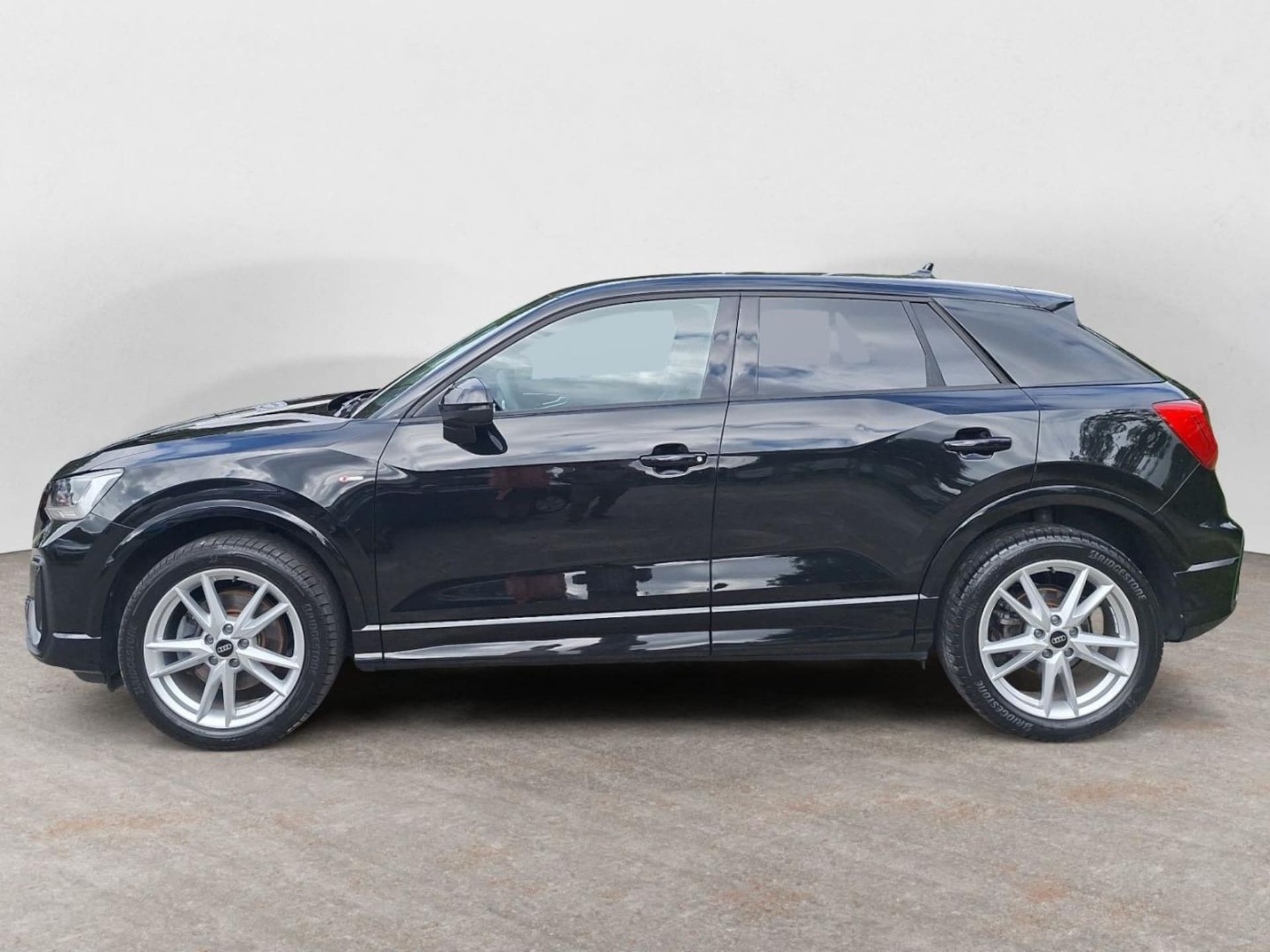 Audi Q2 S line