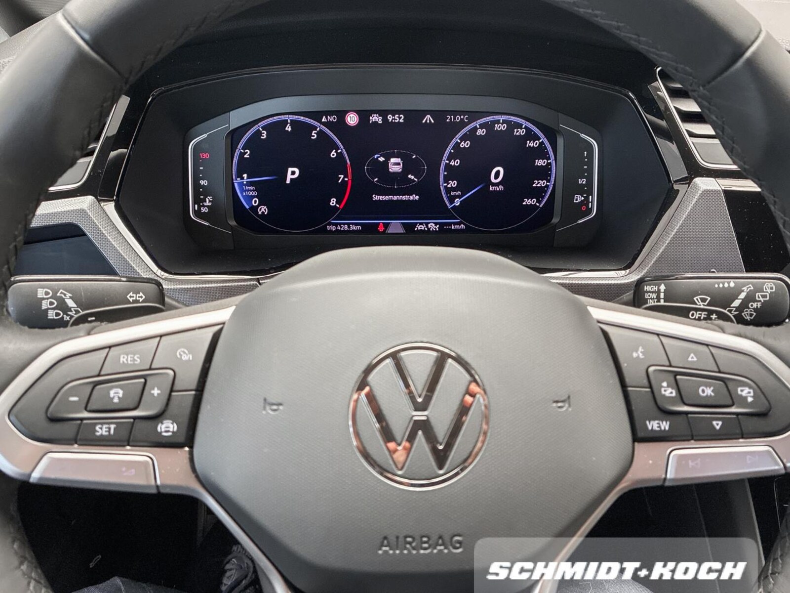 Volkswagen Touran – Bild 10