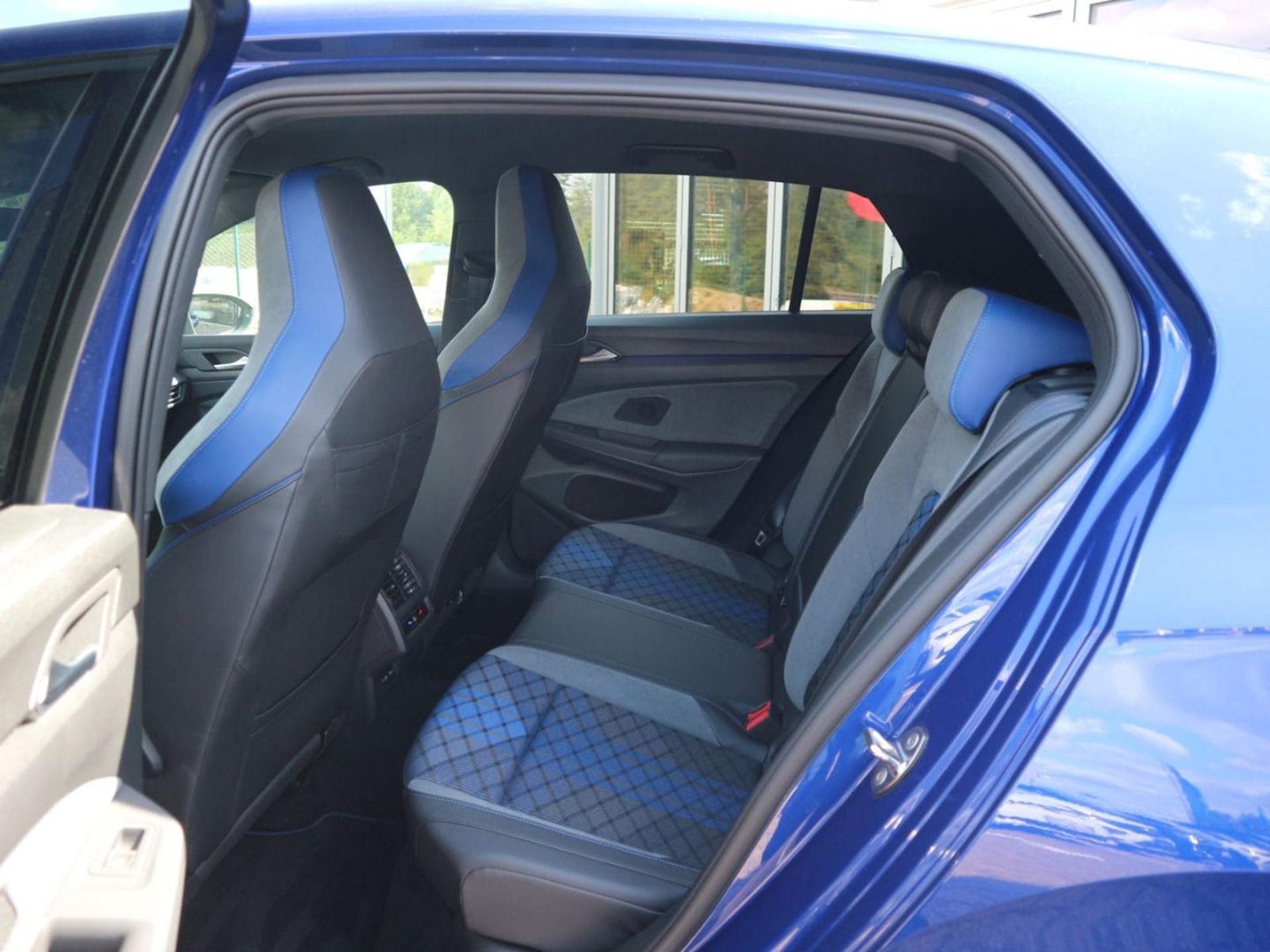 Volkswagen Golf R