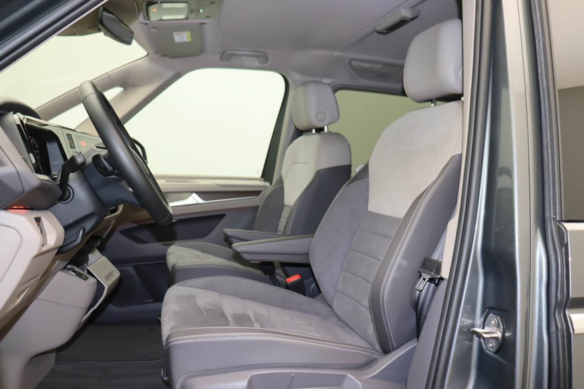 Volkswagen Multivan Style