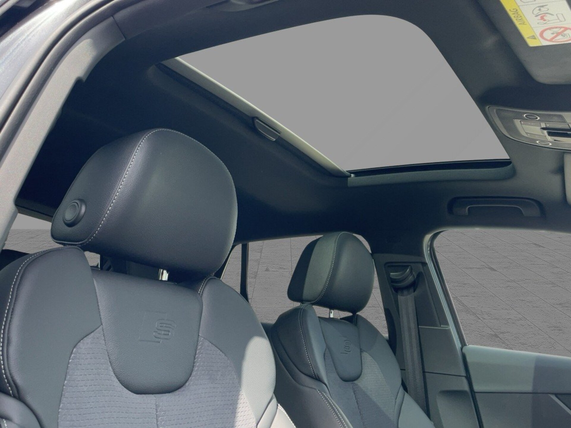 Audi SQ2