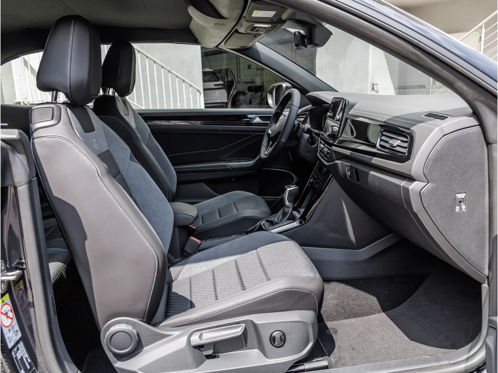 Volkswagen T-Roc Cabriolet – Bild 9