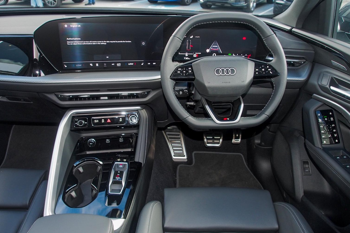 Image about Audi Q5 SUV TFSI quattro 200 kW sport