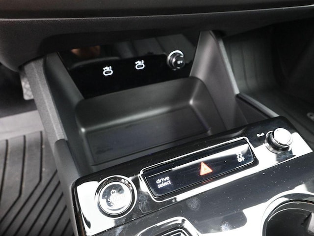 2025 Audi Q6 e-tron Premium Plus - Photo 18