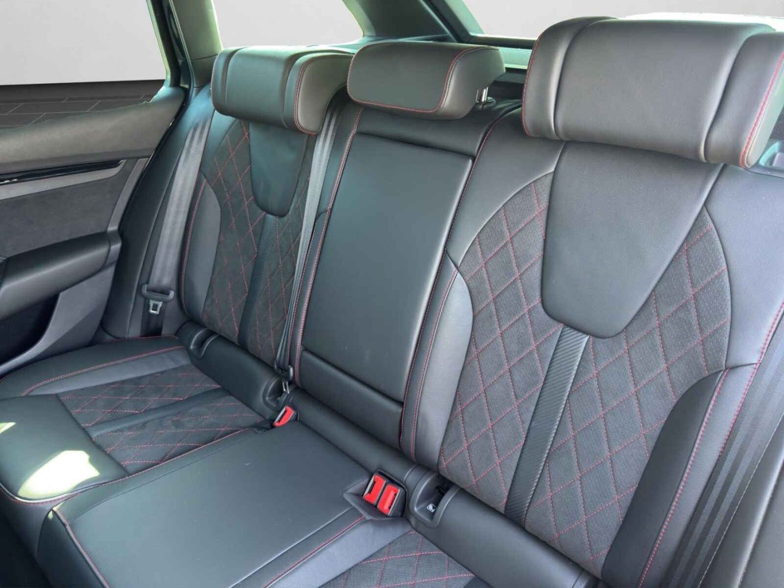 Škoda Octavia Combi – Bild 14