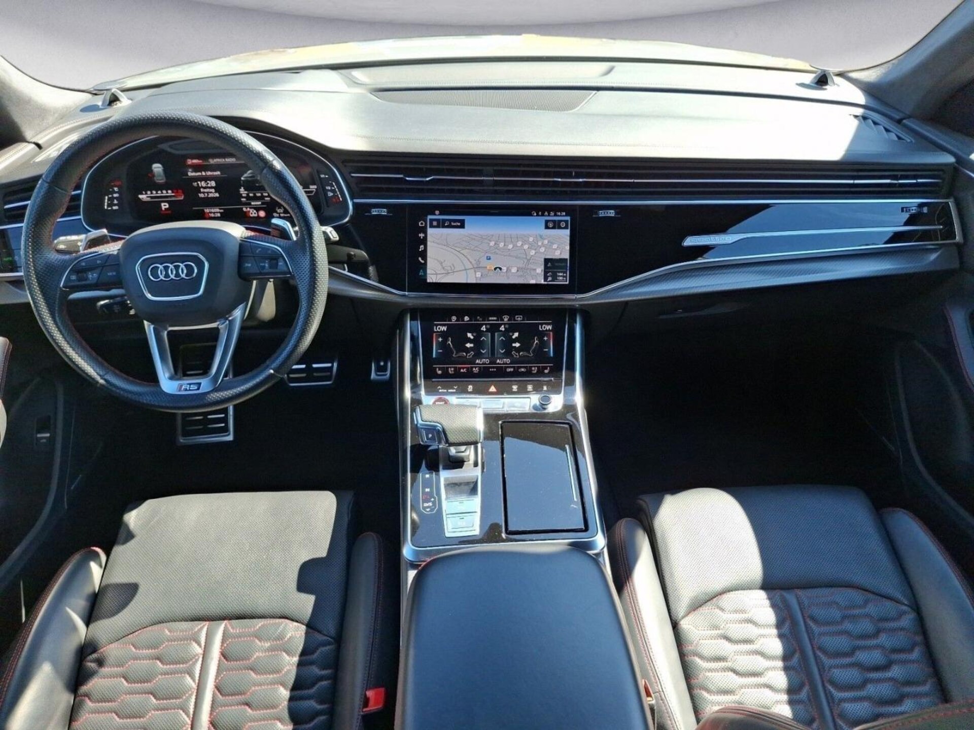 Audi RS Q8 SUV