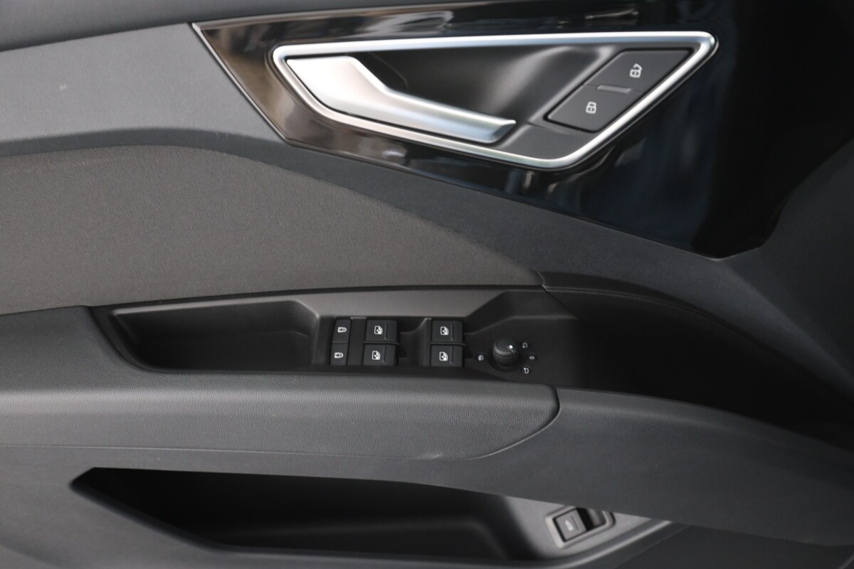 Image about Audi Q4 e-tron 40 e-tron