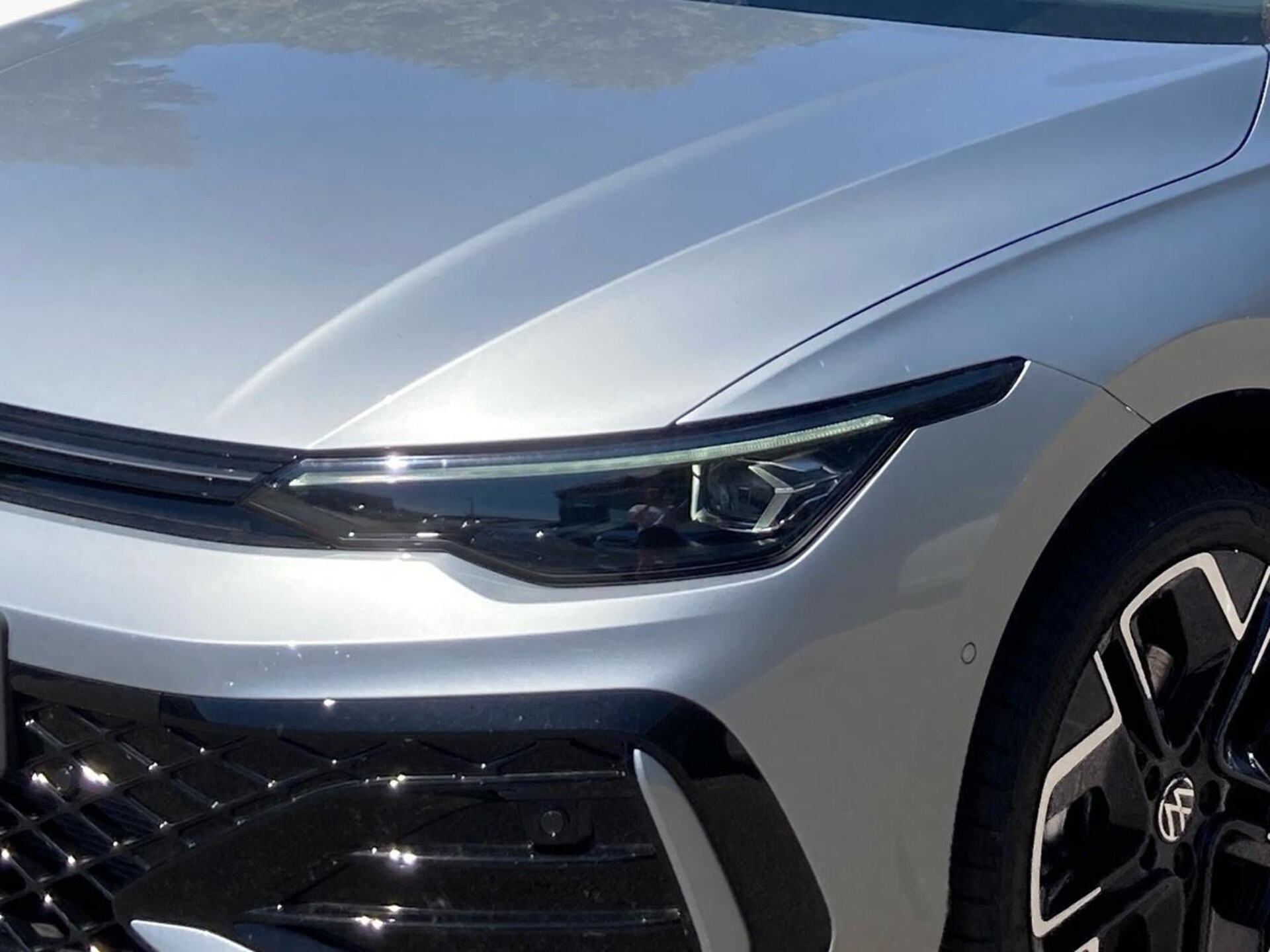 Volkswagen Golf R-Line