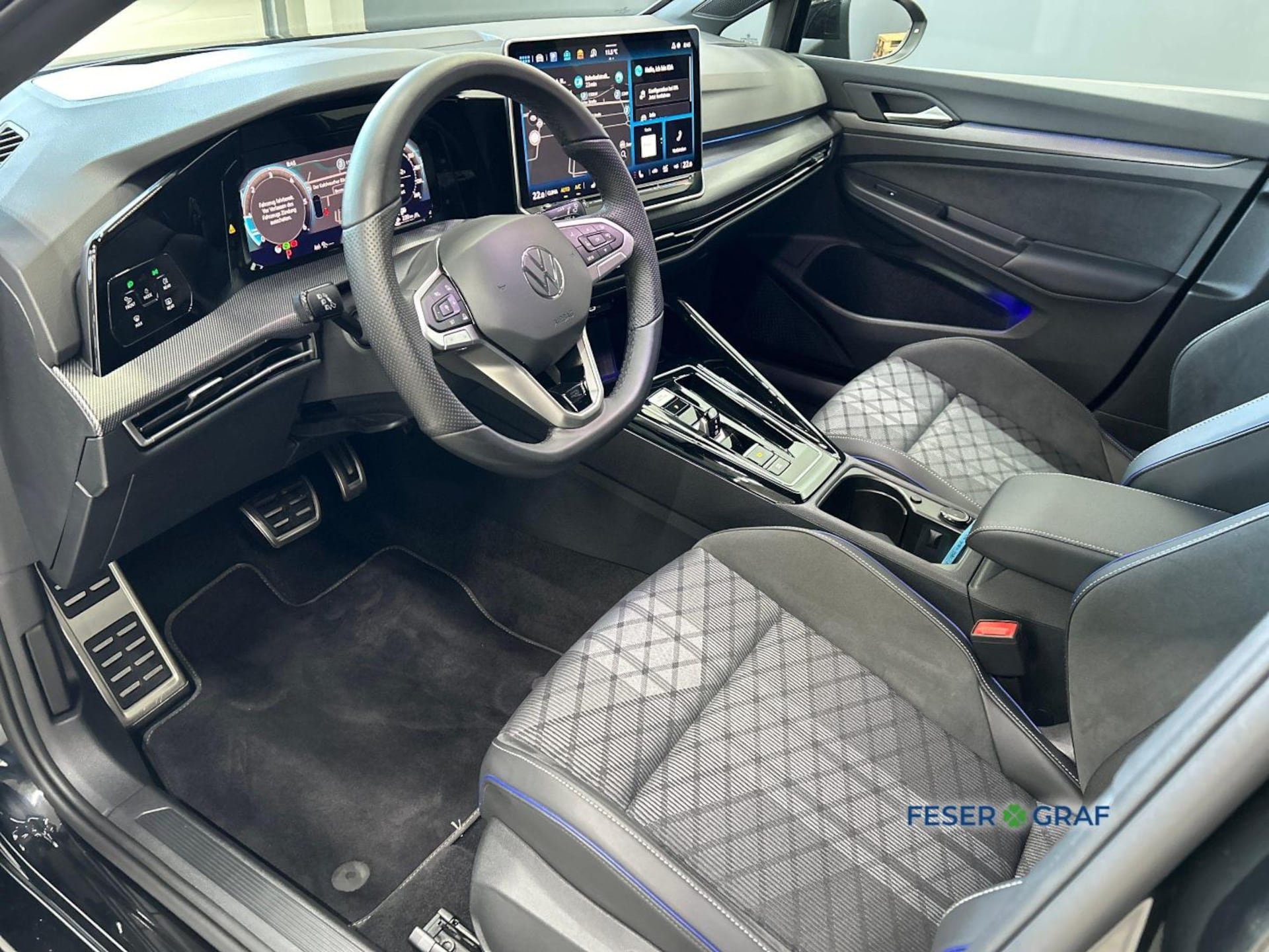 Volkswagen Golf Variant R-Line