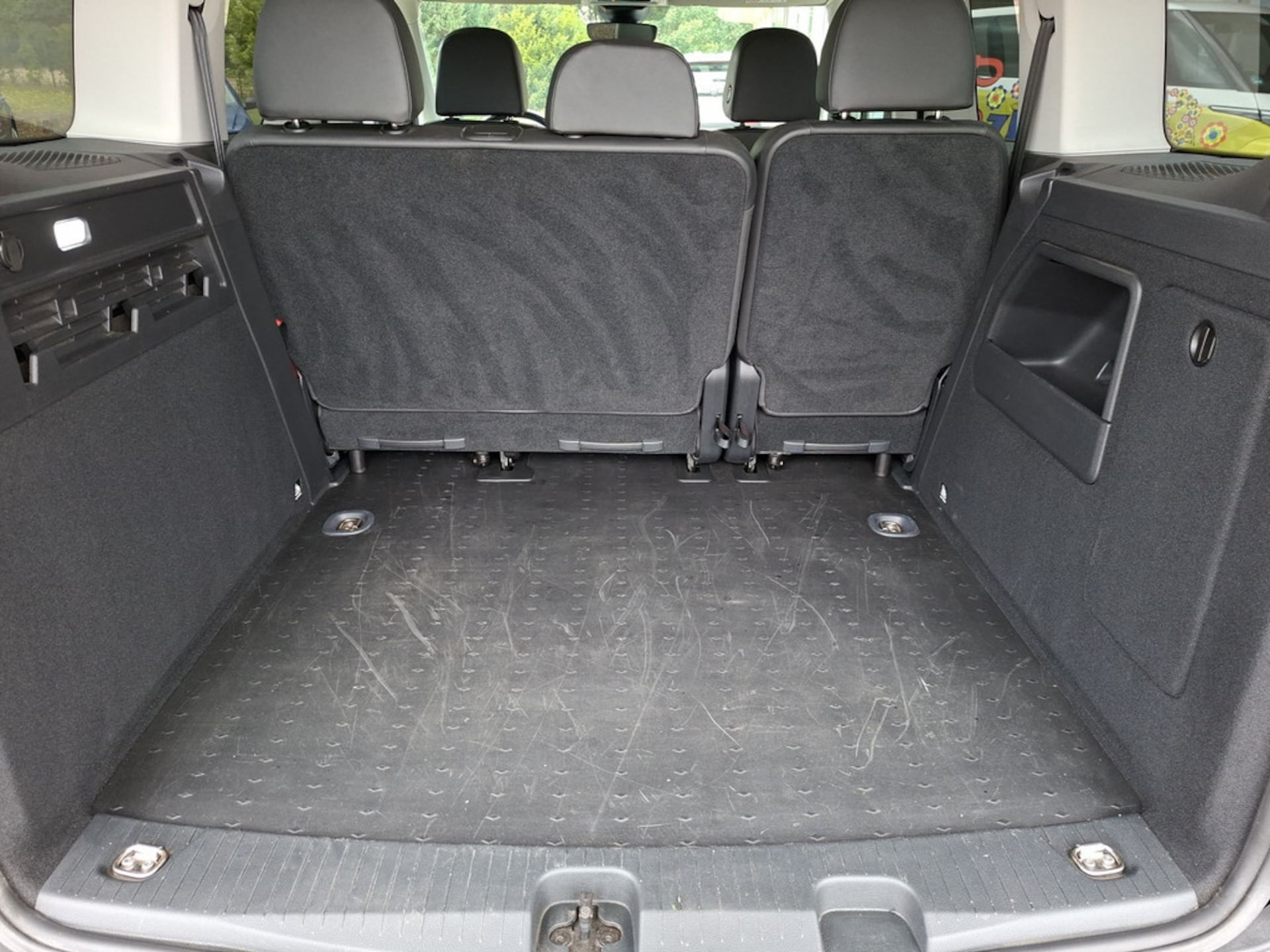 Volkswagen Caddy Kombi Basis-Modell