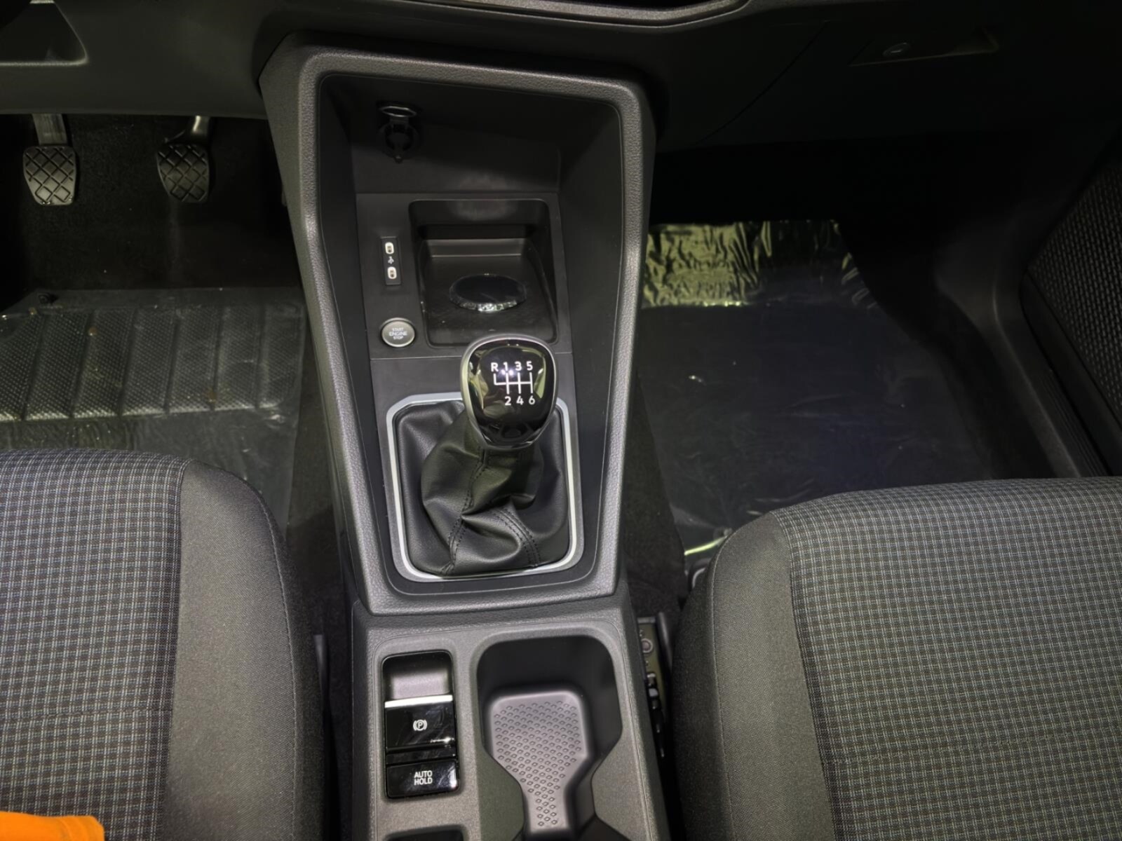 Volkswagen Caddy Cargo – Bild 15