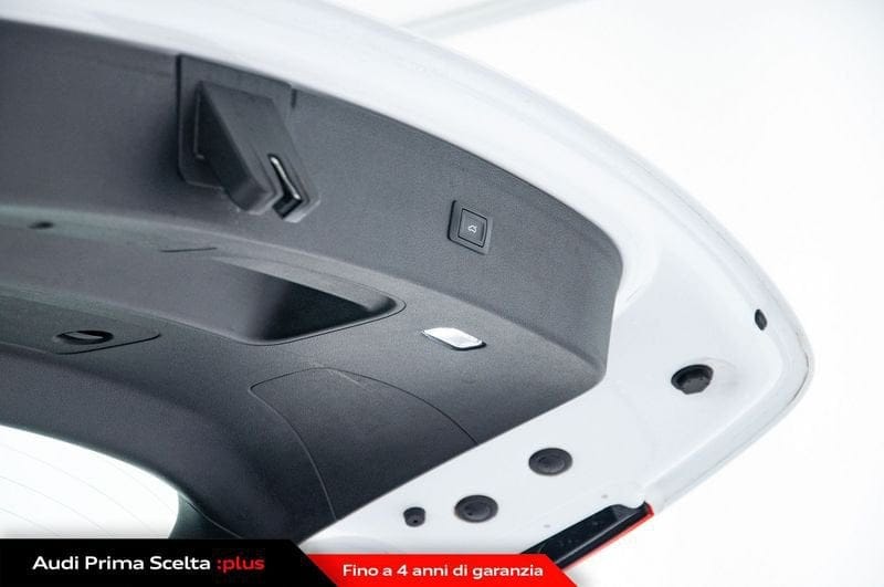 Image about Audi Q5 Business Advanced 40 TDI quattro 150 kW (204 PS) S tronic