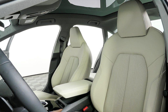 2026 Audi A6 Premium Plus - Photo 6