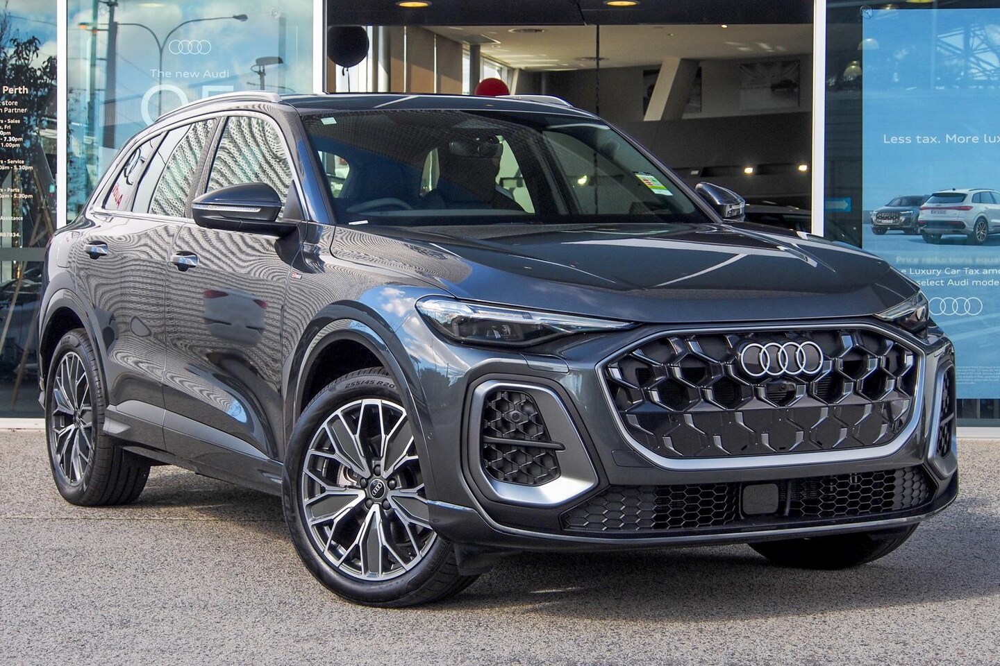 Image about Audi Q5 SUV TFSI quattro 200 kW sport