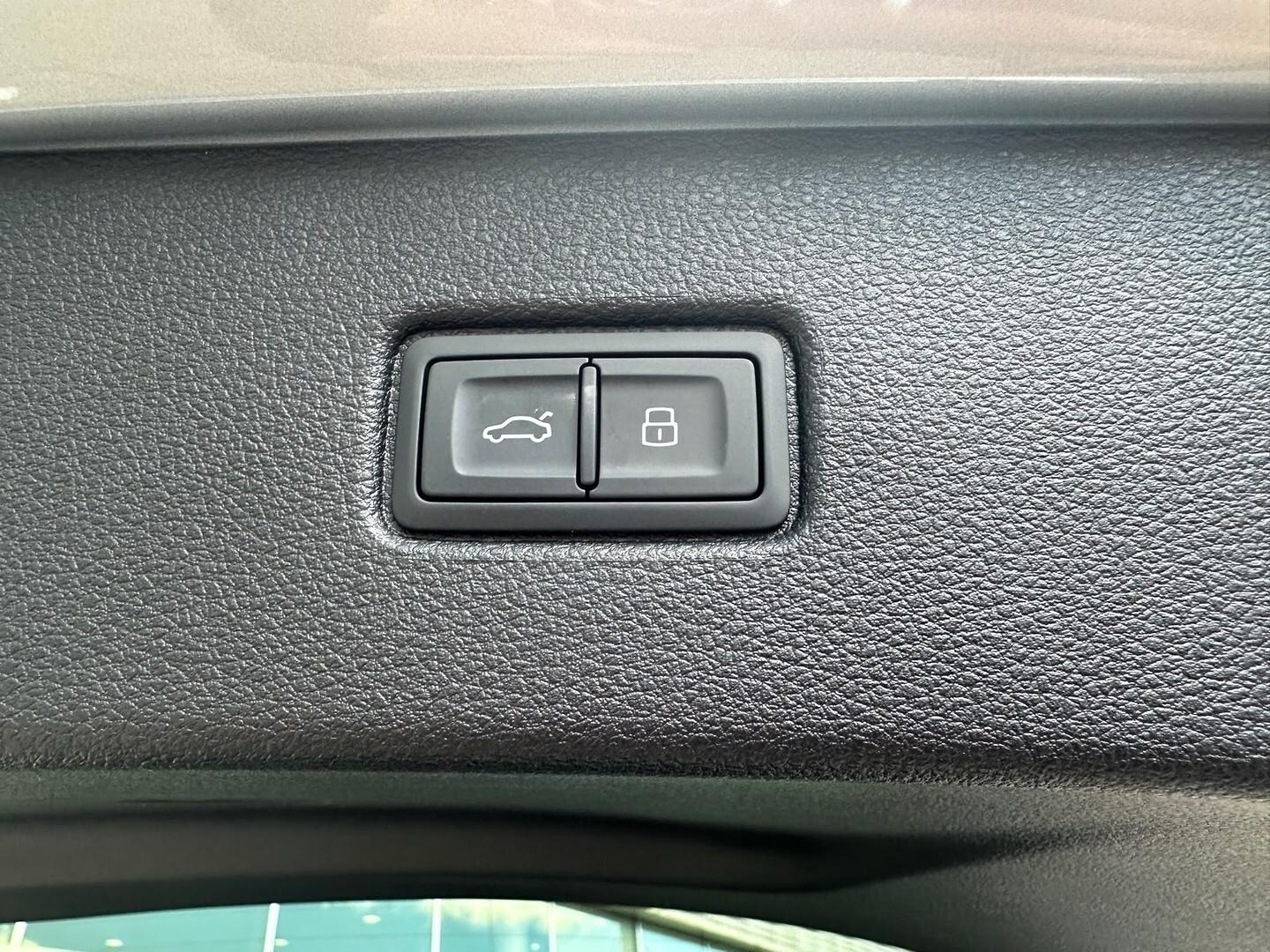 Image about Audi Q7 SUV TFSI quattro tiptronic
