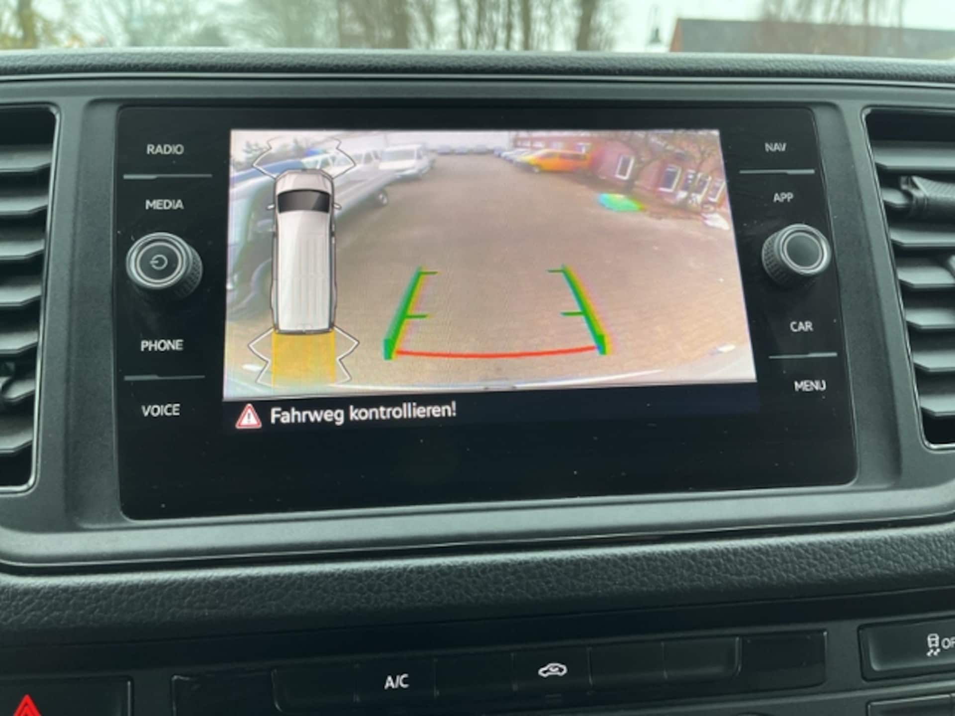 Volkswagen Crafter Kasten langer Radstand