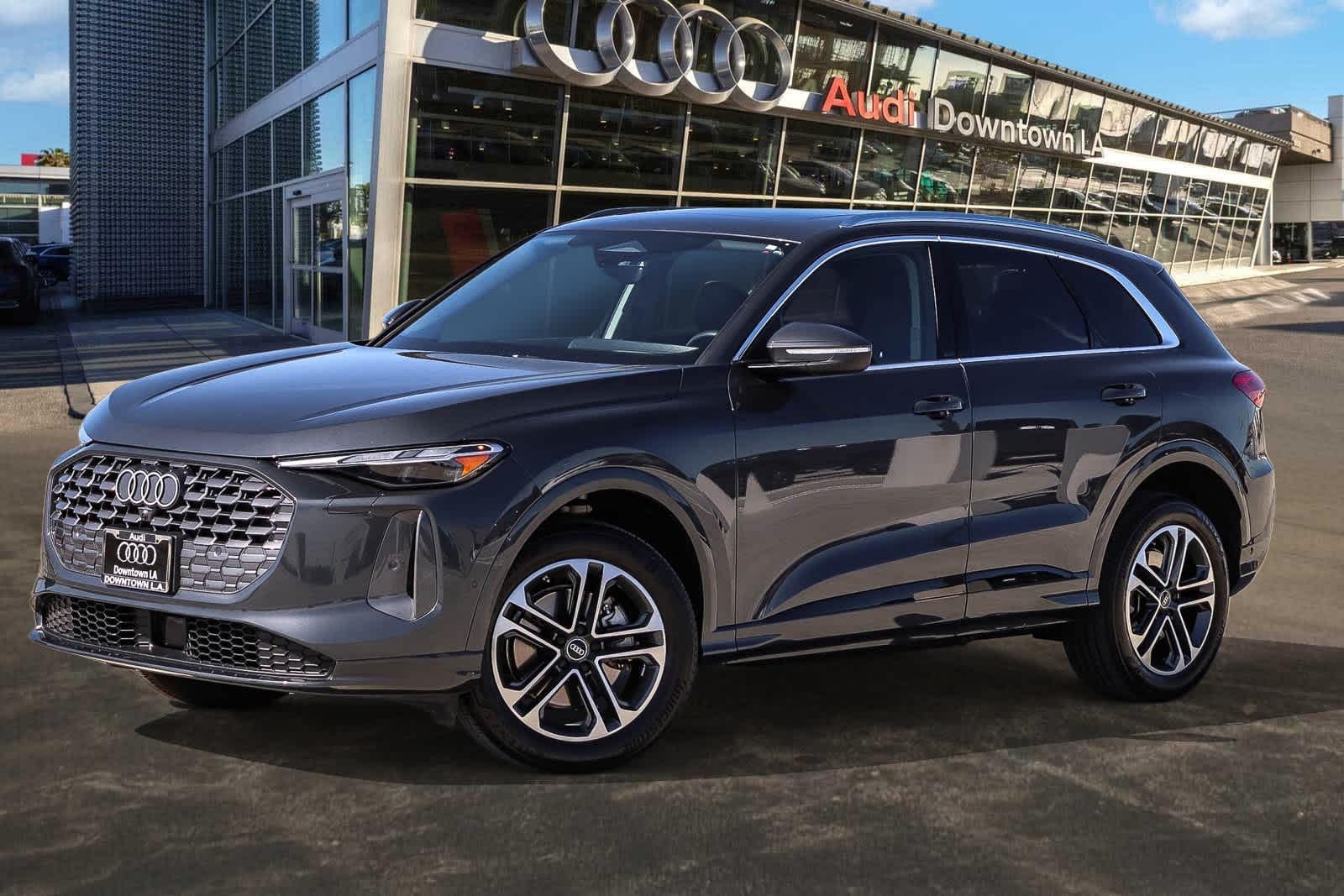 2025 Audi Q5 40 Premium's photo