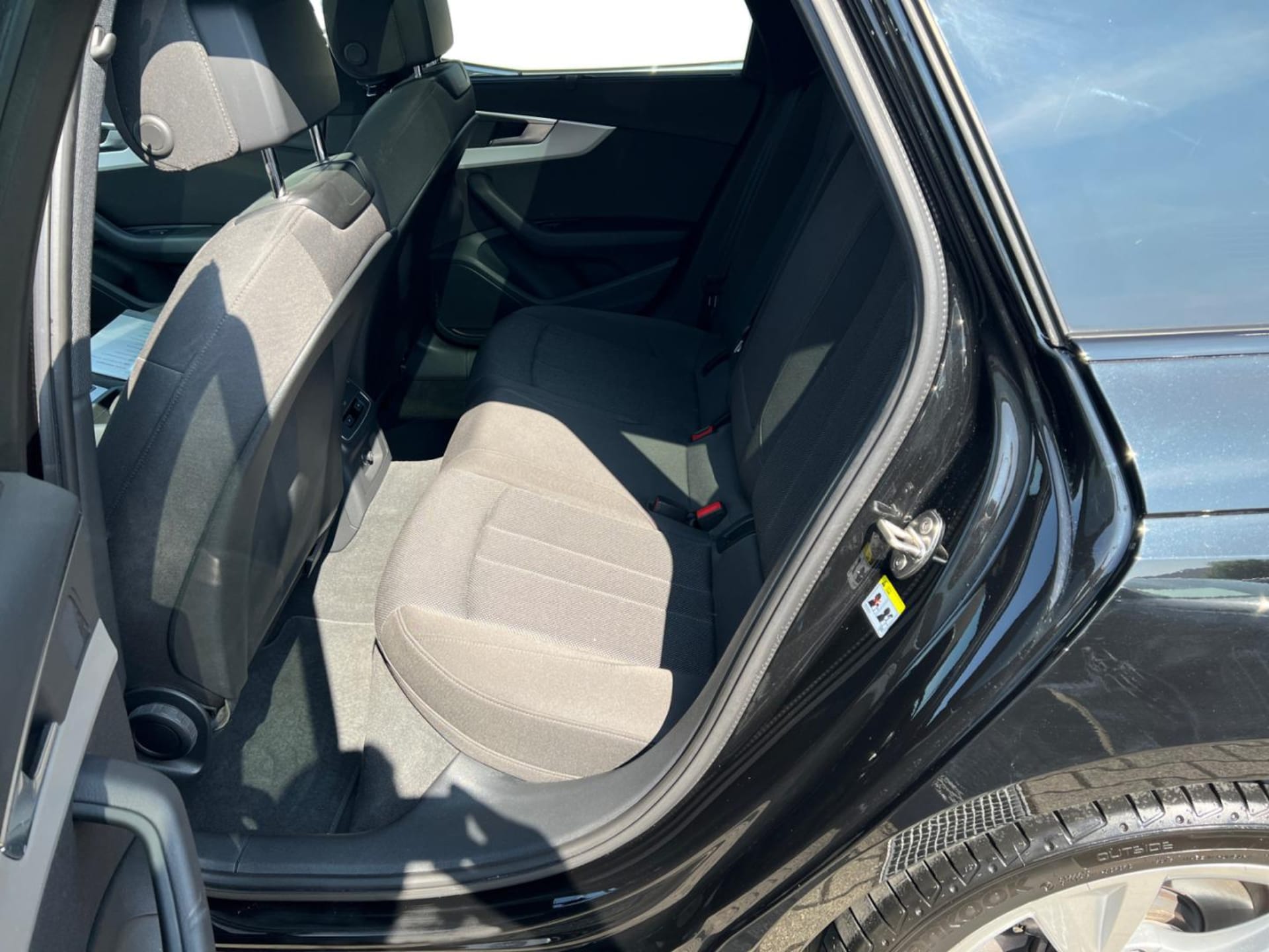 Audi A4 Avant S line