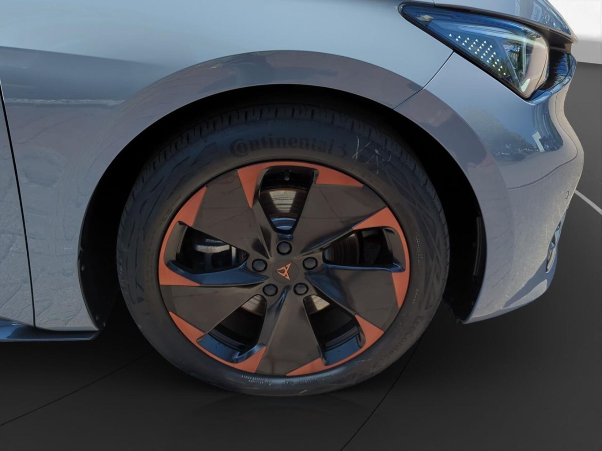 CUPRA Born