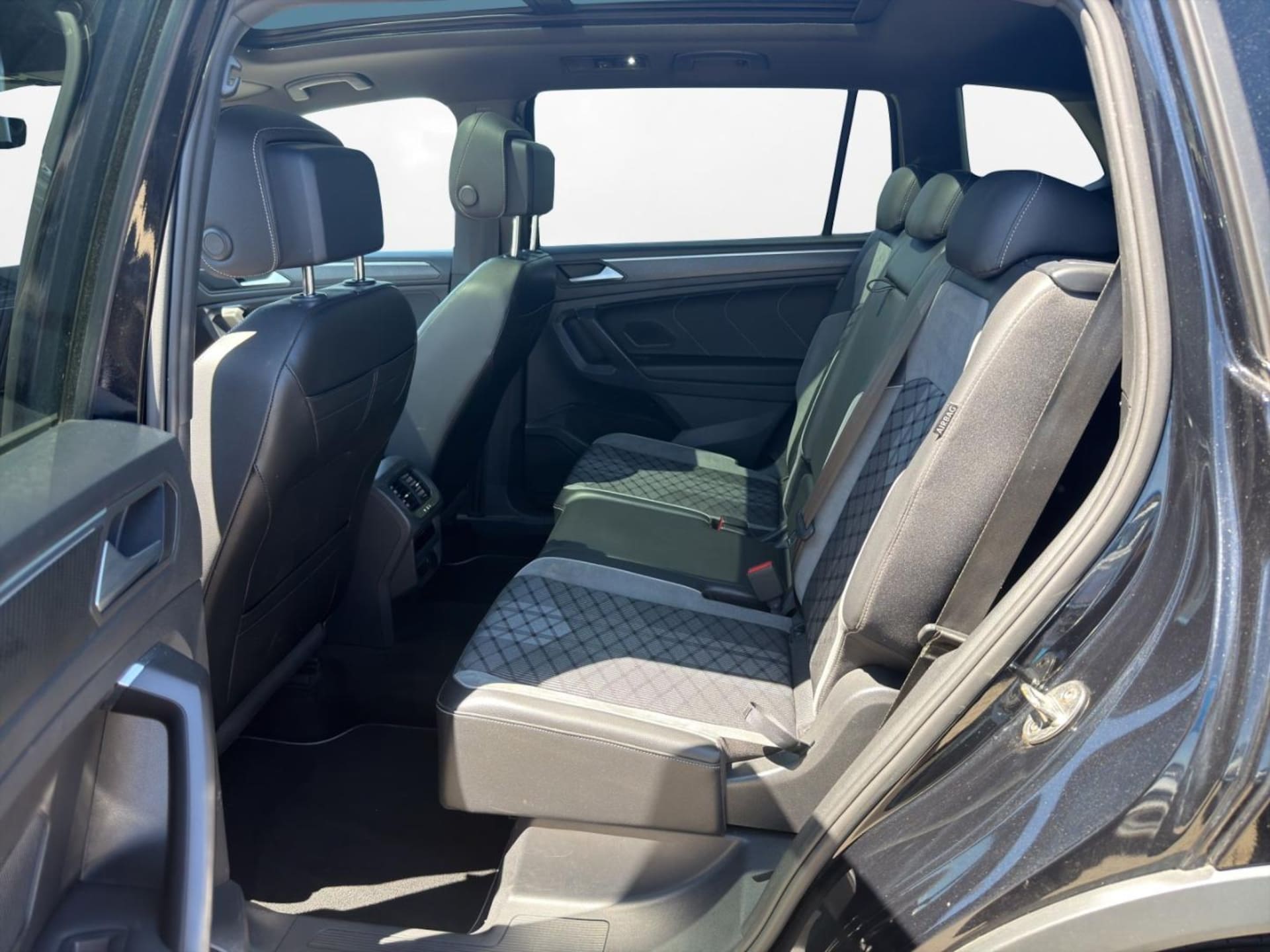 Volkswagen Tiguan Allspace R-Line