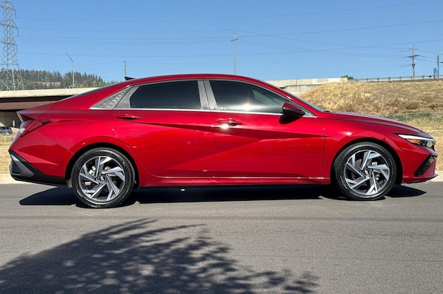2025 Hyundai Elantra