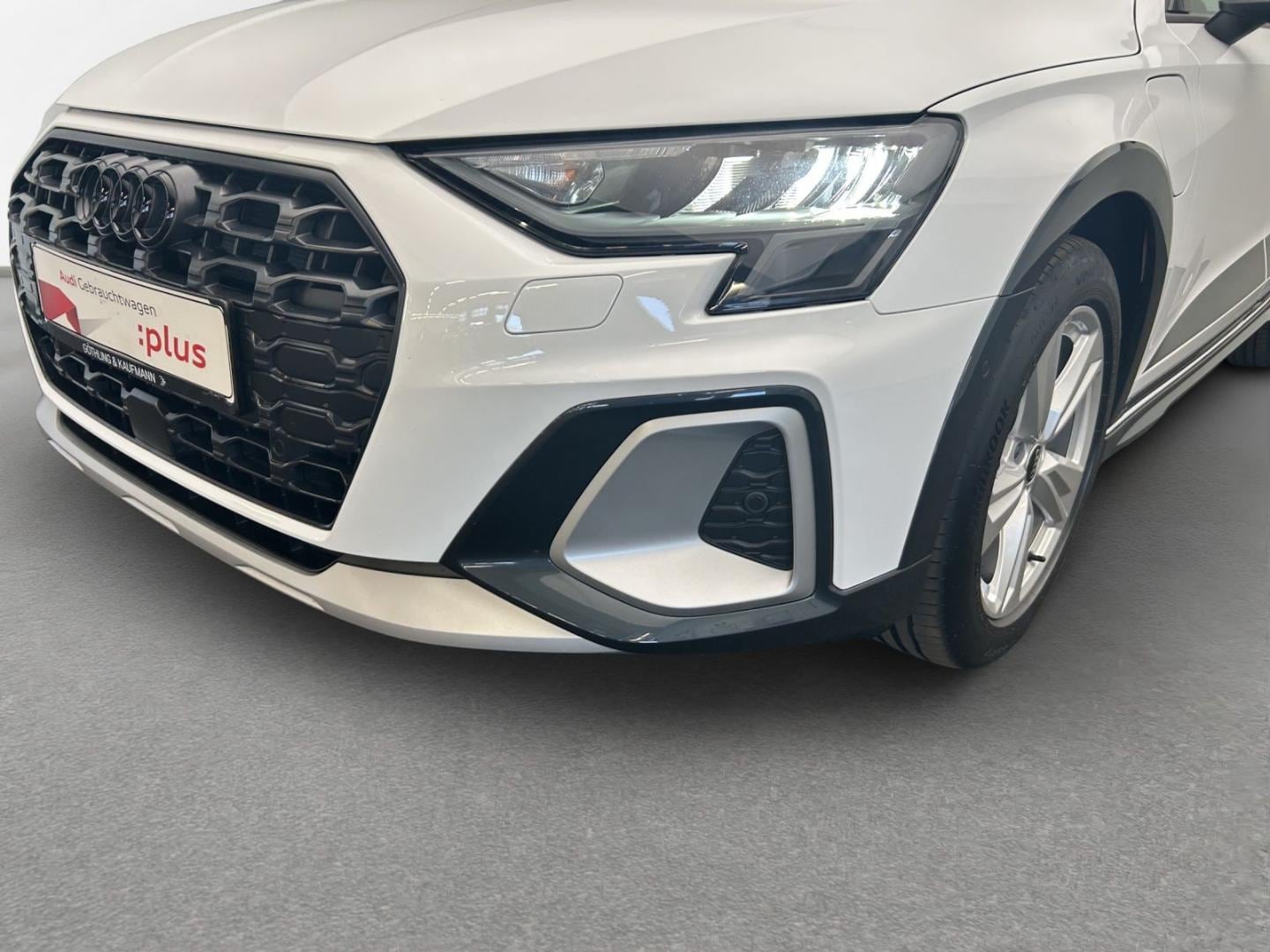 Bild über Audi A3 allstreet TFSI e 40 TFSI e S tronic - für weitere Informationen kontaktieren Sie den Audi Partner