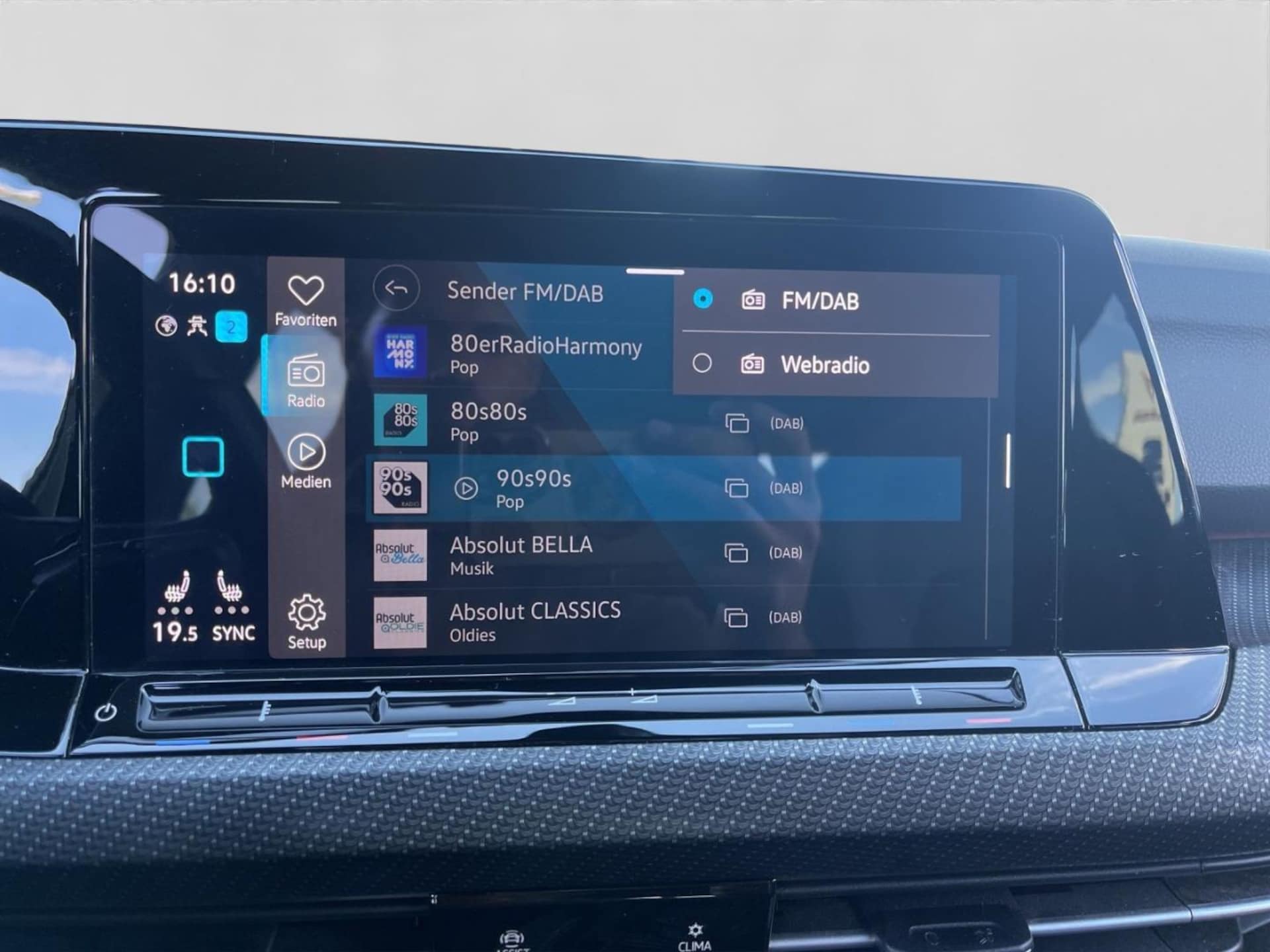 Volkswagen Golf R-Line