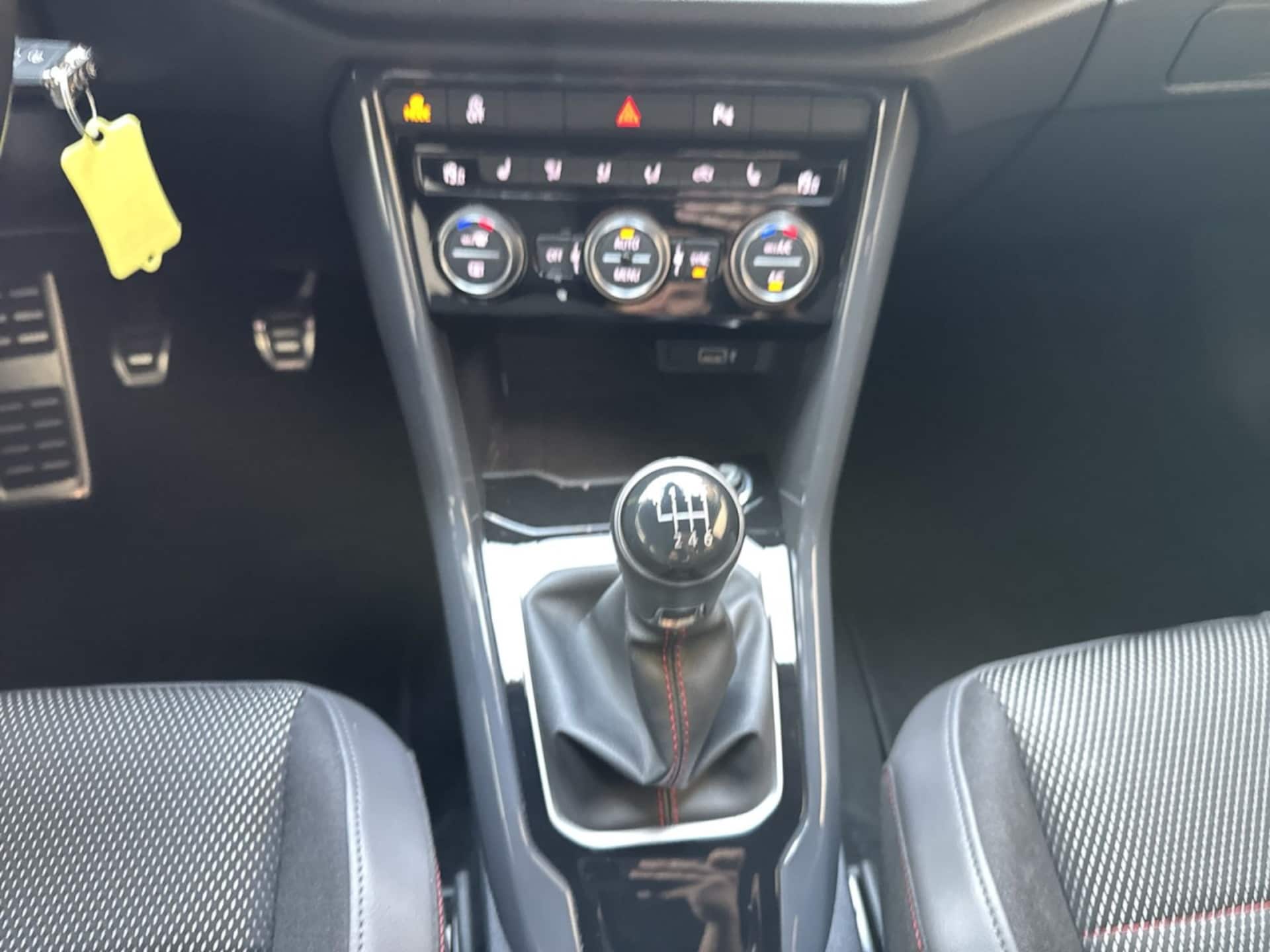 Volkswagen T-Roc Sport