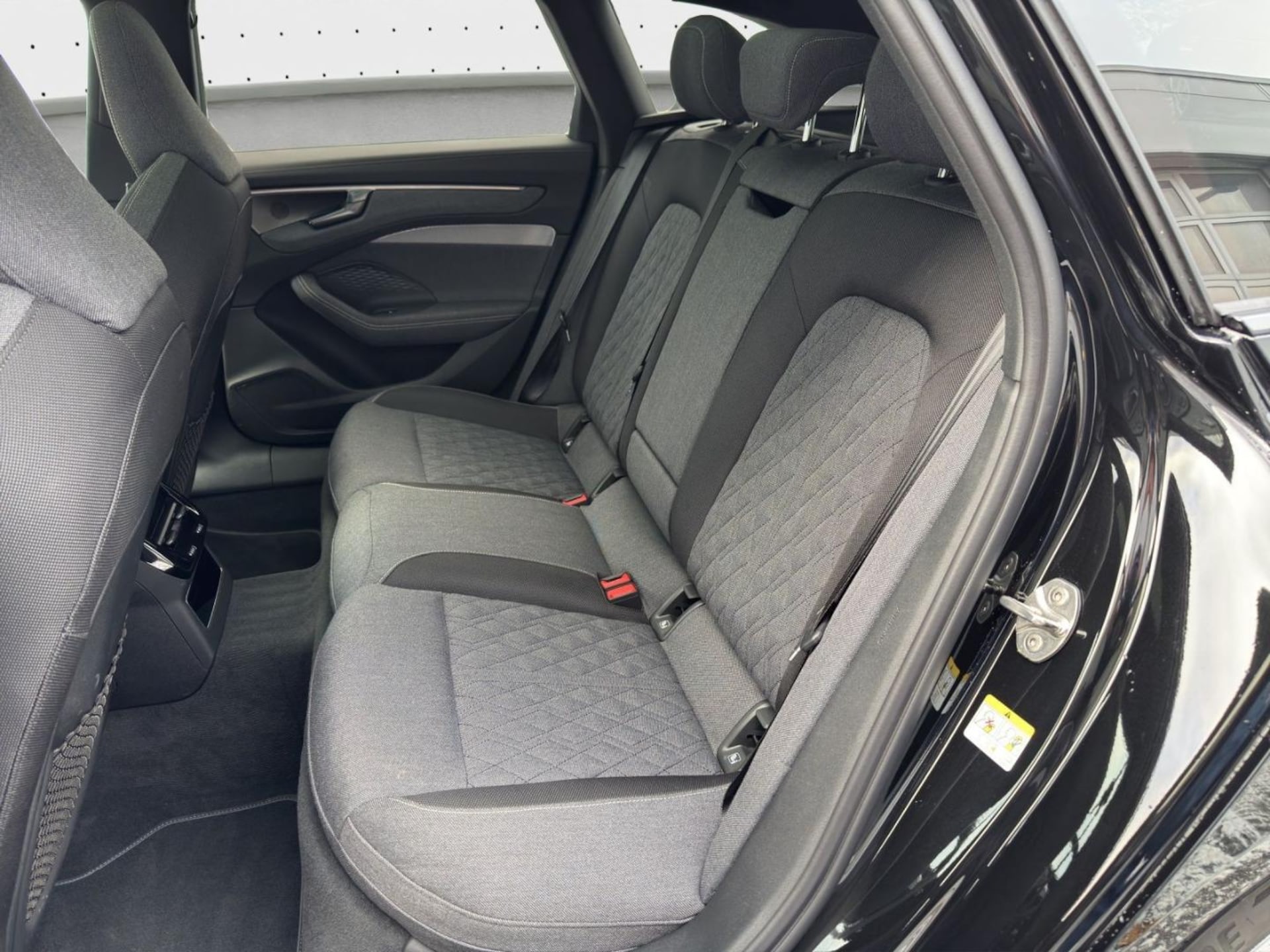 Audi A6 Avant edition one
