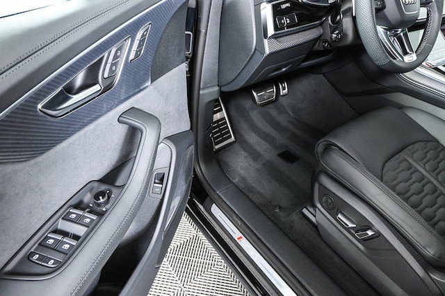 2026 Audi RS Q8 Base - Photo 9