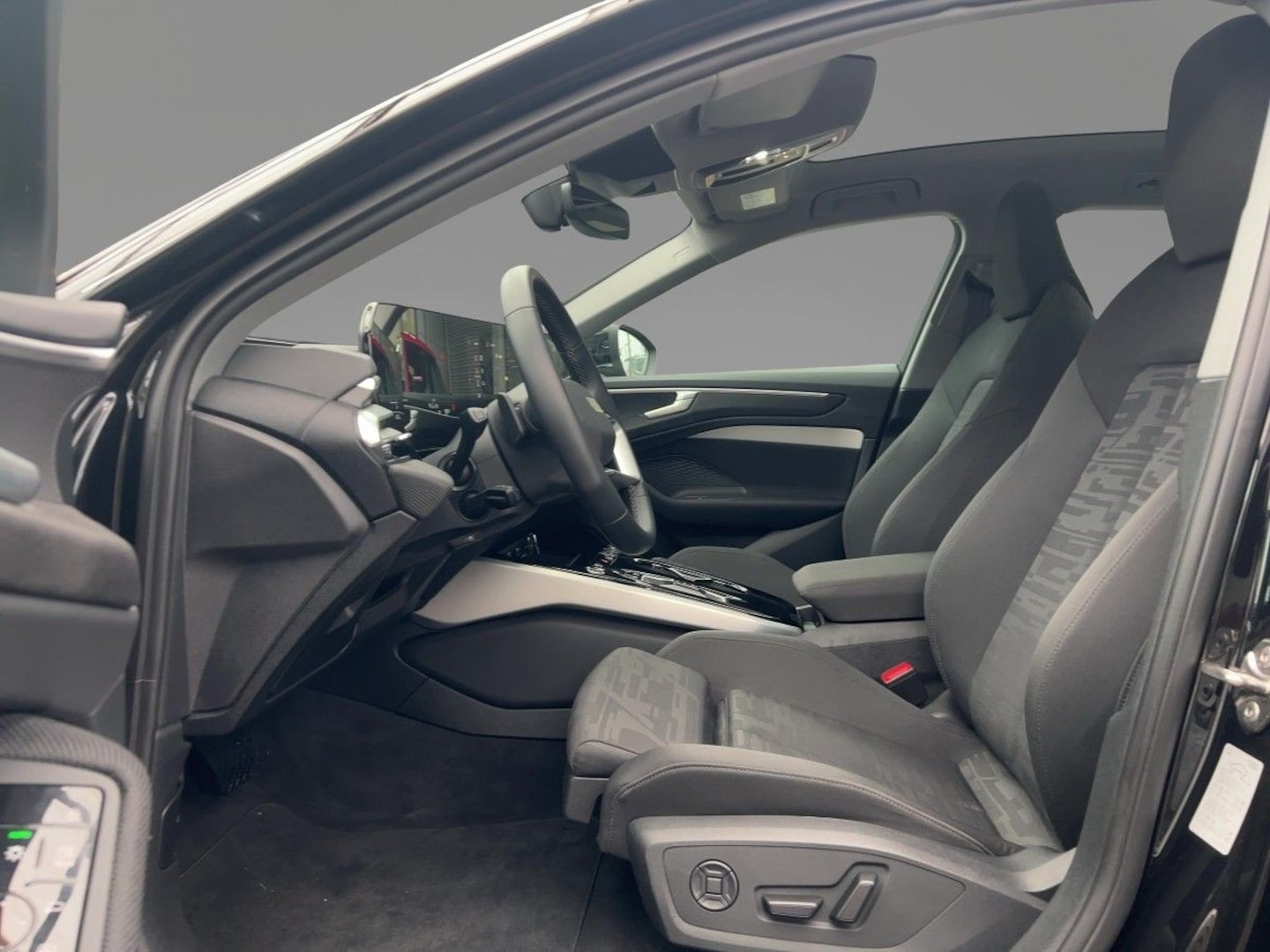 Bild über Audi A6 Avant TDI quattro 150 kW S tronic - für weitere Informationen kontaktieren Sie den Audi Partner