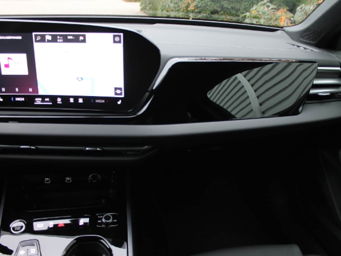 Bild über Audi A5 Limousine TFSI S tronic - für weitere Informationen kontaktieren Sie den Audi Partner