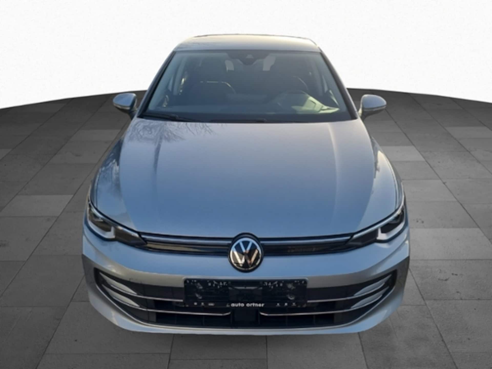 Volkswagen Golf Style