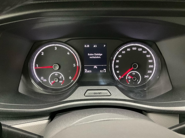 Volkswagen T6.1 Caravelle larger