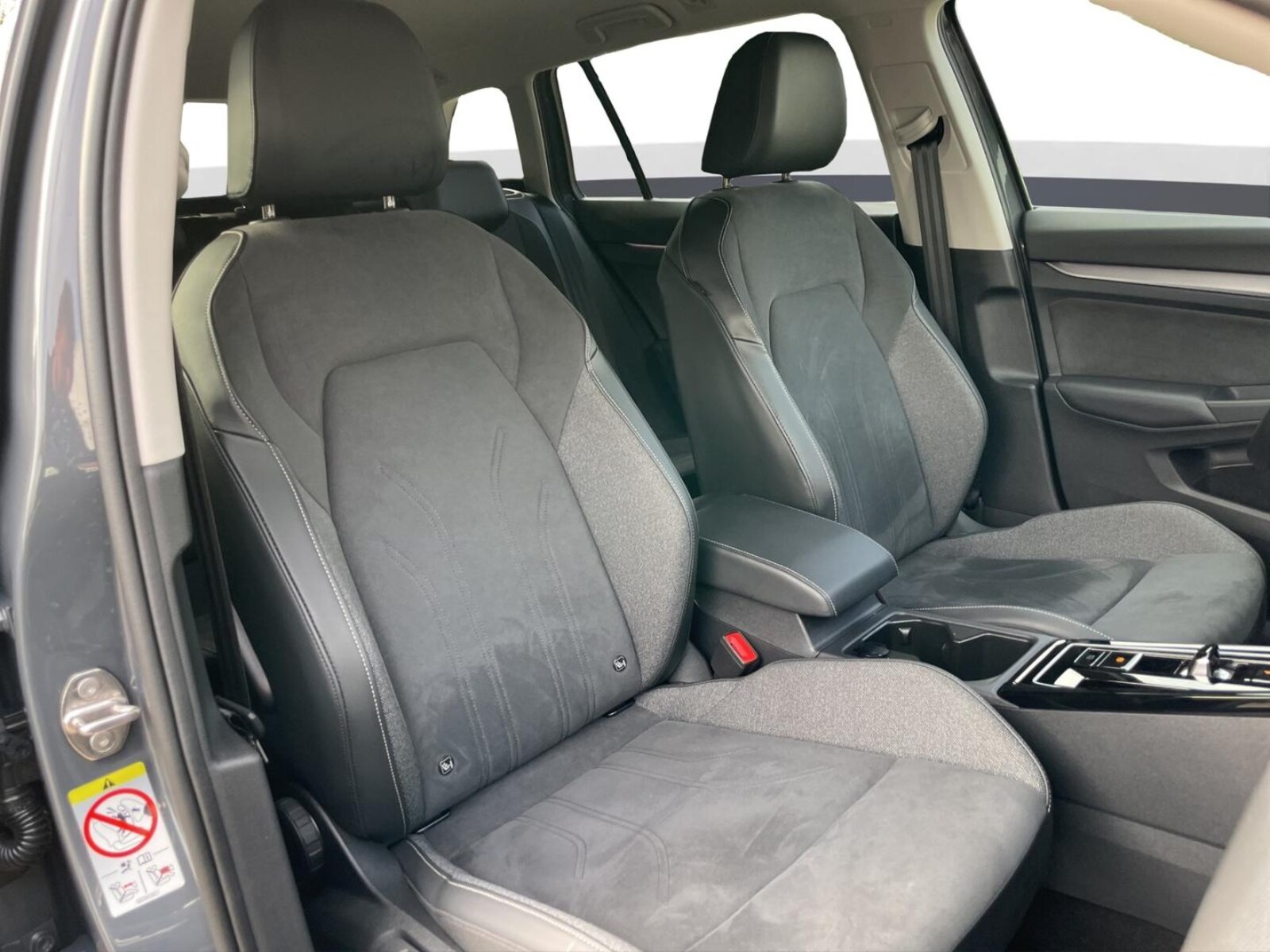 Volkswagen Golf Variant – Bild 17