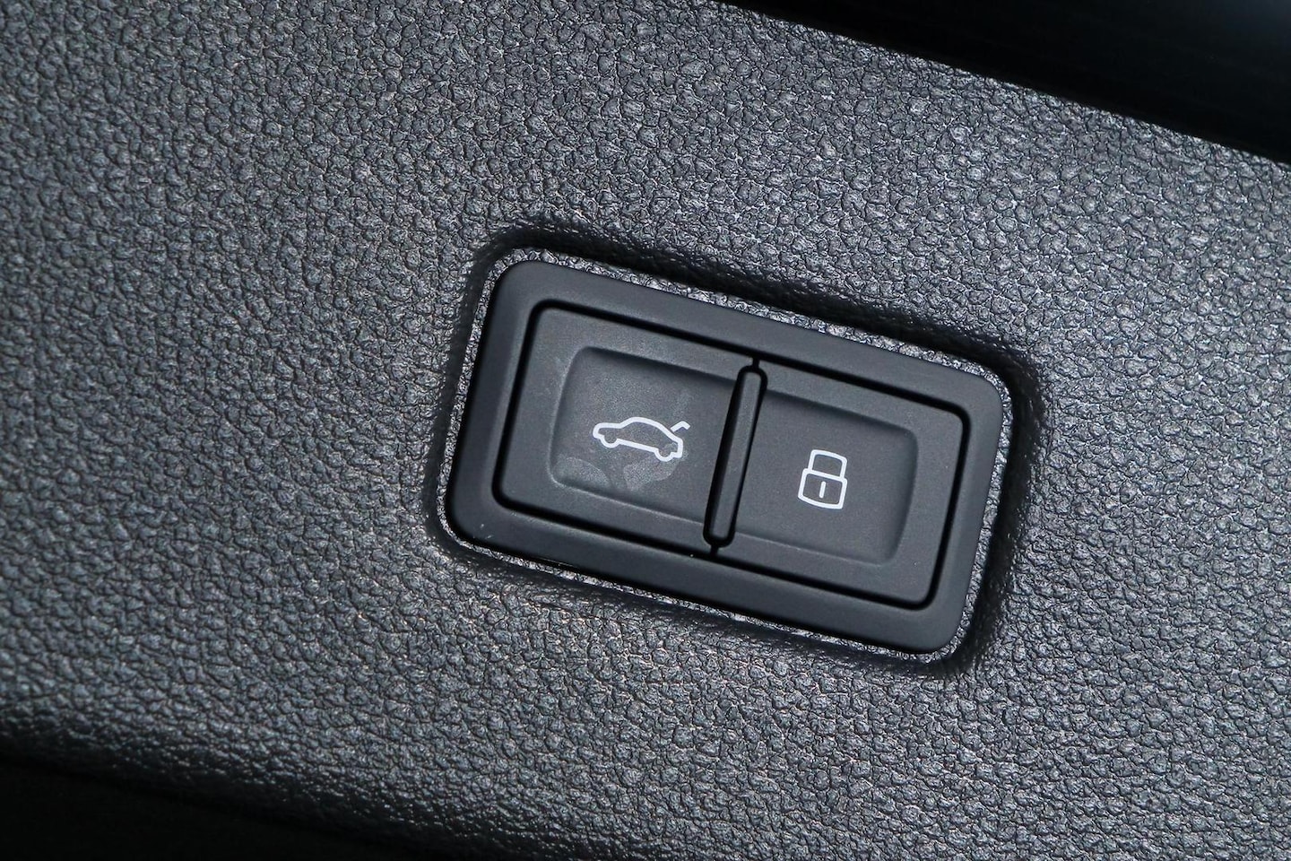 Image about Audi SQ7 SUV TFSI quattro tiptronic